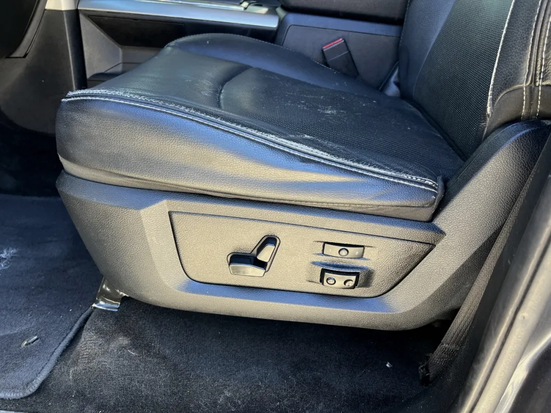 2015 Ram 1500 - 1C6RR7NT1FS598404 - Image #7