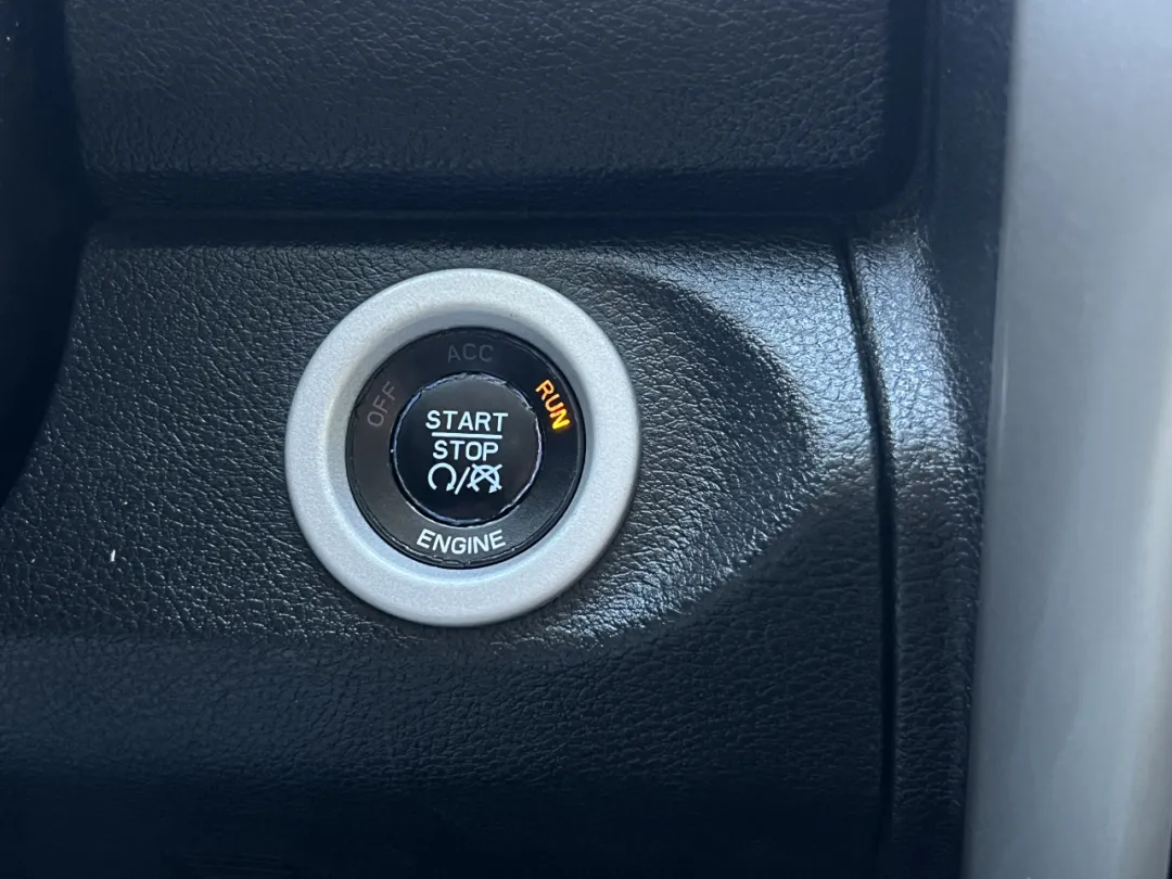 2015 Ram 1500 - 1C6RR7NT1FS598404 - Image #27