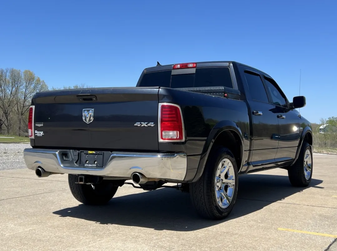 2015 Ram 1500 - 1C6RR7NT1FS598404 - Image #13