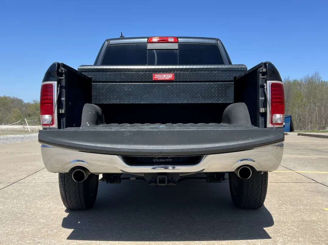2015 Ram 1500 - 1C6RR7NT1FS598404 - Image #23
