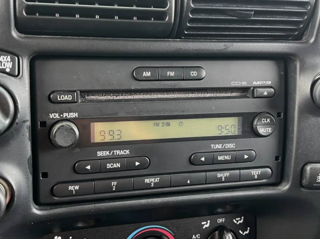 2004 Ford Ranger - 1FTYR11U14TA17782 - Image #22