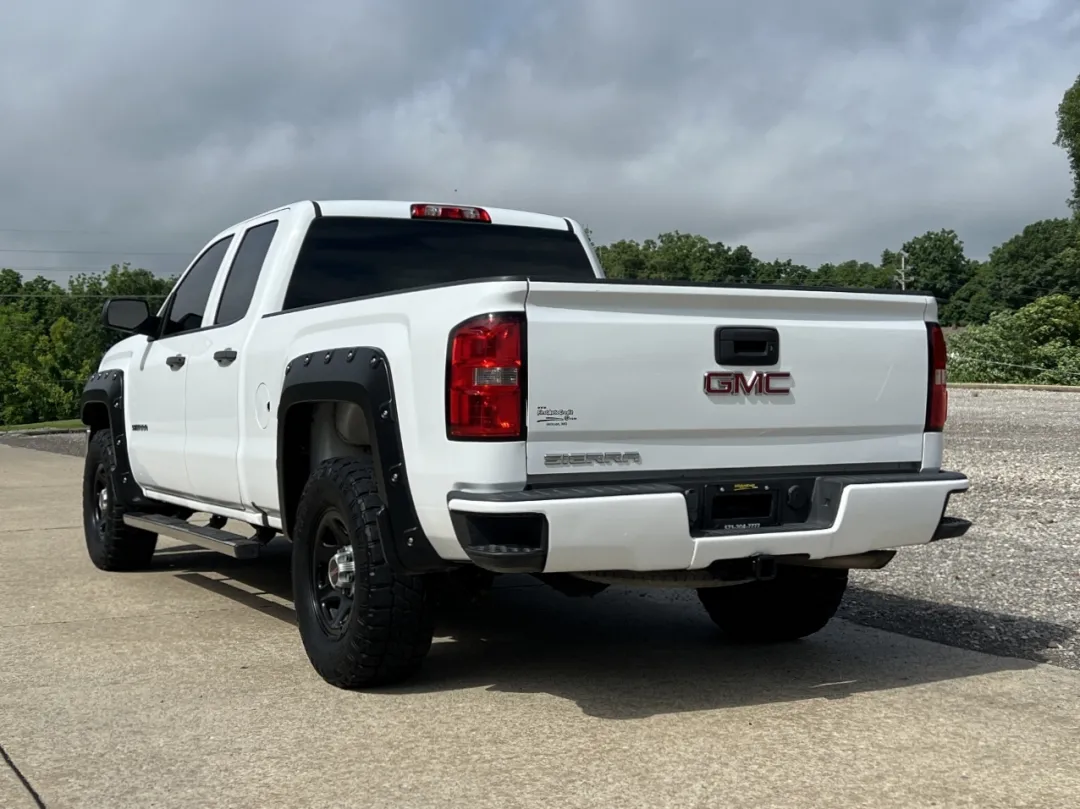 2016 GMC Sierra 1500 - 1GTR1LEC3GZ341066 - Image #10