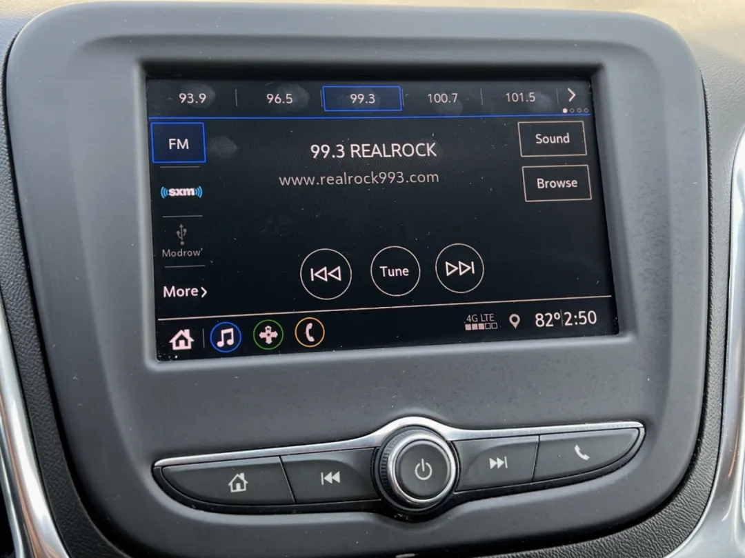 2020 Chevrolet Equinox - 2GNAXTEV6L6189021 - Image #30