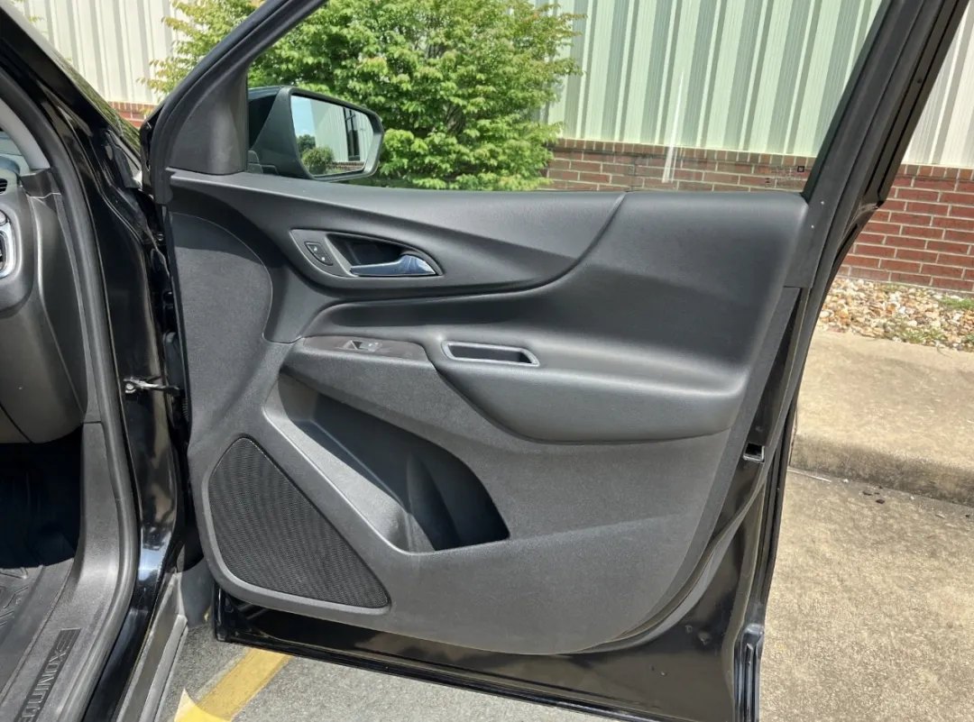 2020 Chevrolet Equinox - 2GNAXTEV6L6189021 - Image #18
