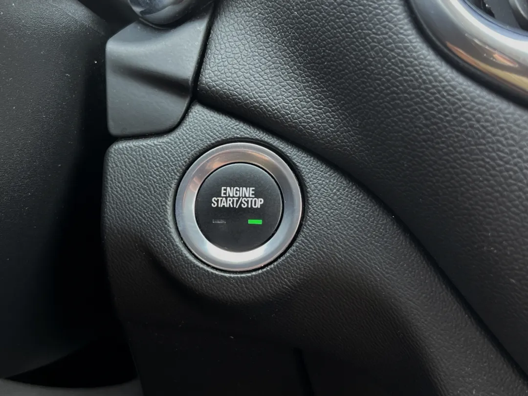 2020 Chevrolet Equinox - 2GNAXTEV6L6189021 - Image #27