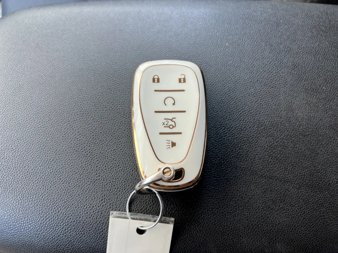 2020 Chevrolet Equinox - 2GNAXTEV6L6189021 - Image #8