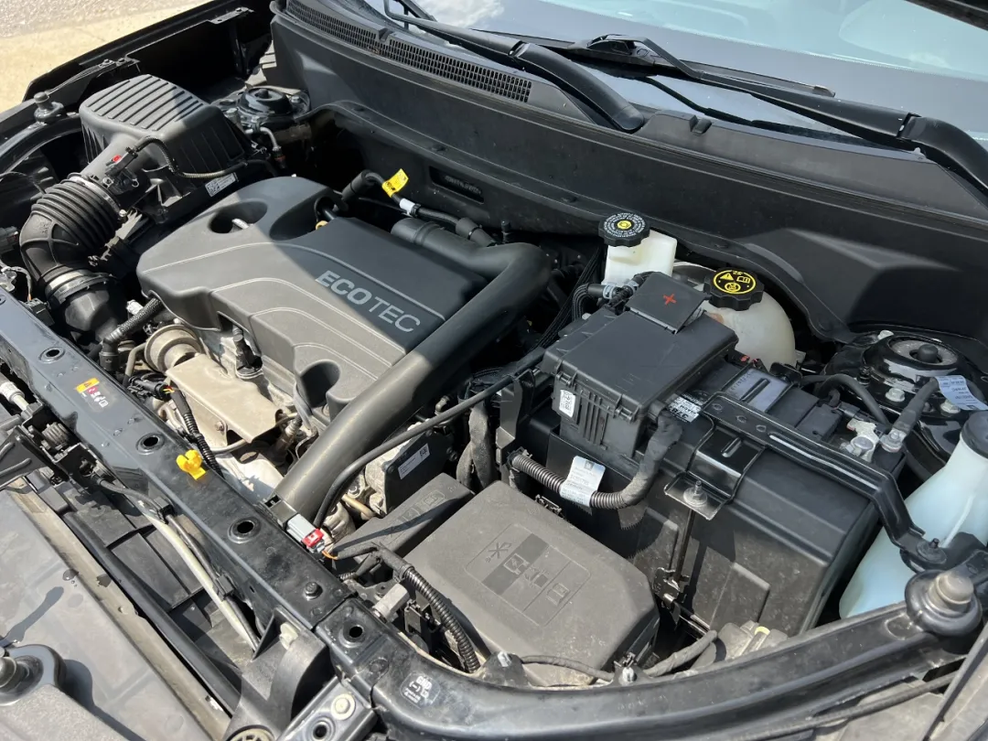 2020 Chevrolet Equinox - 2GNAXTEV6L6189021 - Image #39