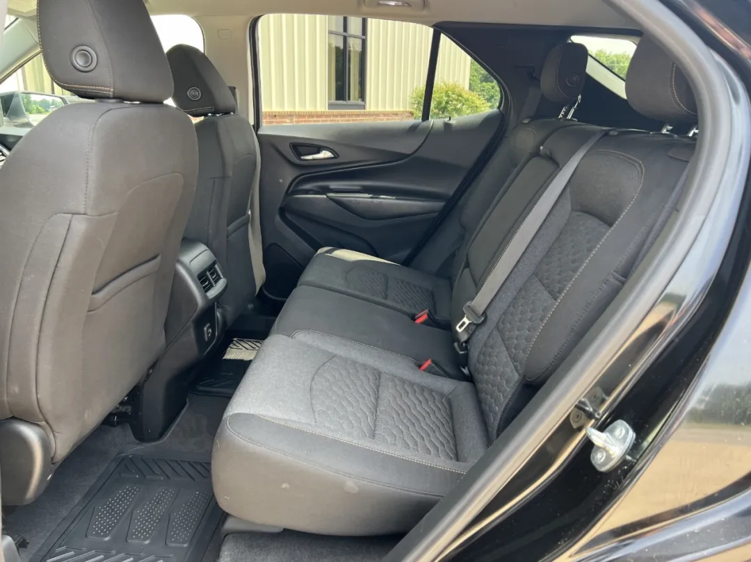 2020 Chevrolet Equinox - 2GNAXTEV6L6189021 - Image #20