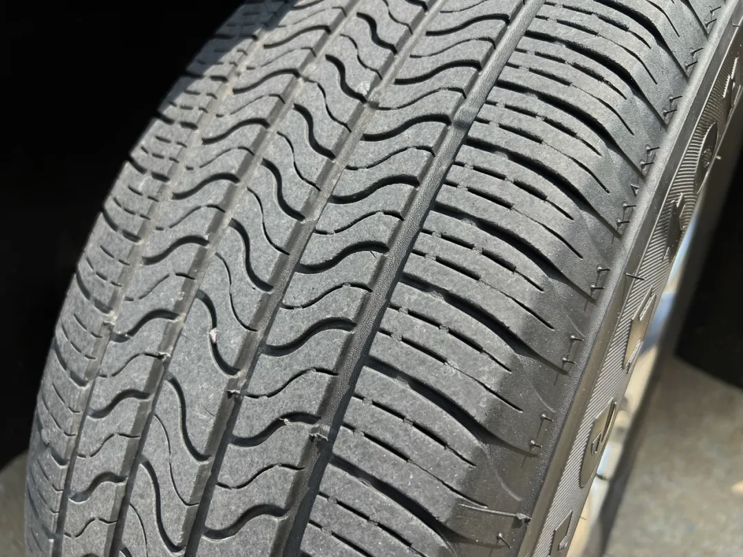 2020 Chevrolet Equinox - 2GNAXTEV6L6189021 - Image #41