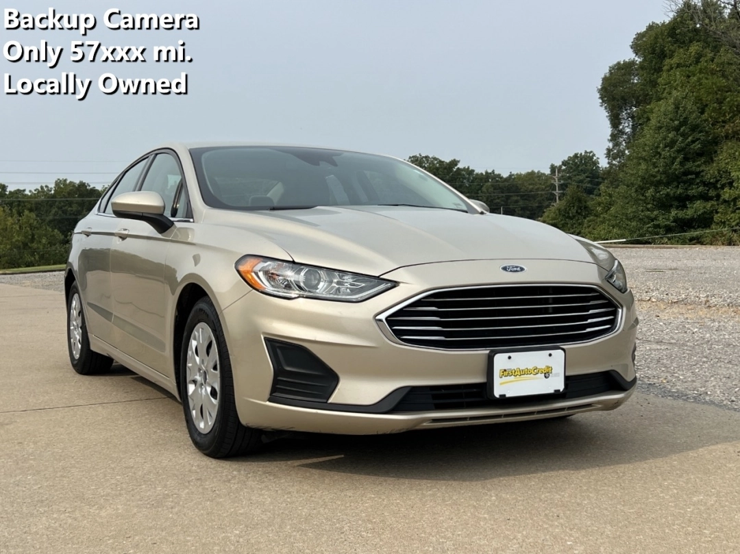 Gold 2019 Ford Fusion S Sedan Front-Wheel Drive Automatic