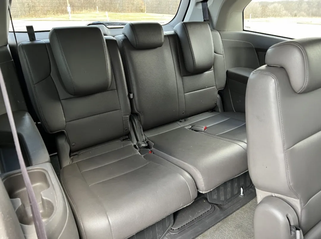2015 Honda Odyssey - 5FNRL5H63FB049532 - Image #21