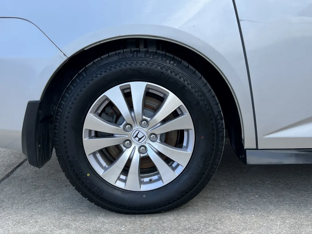 2015 Honda Odyssey - 5FNRL5H63FB049532 - Image #41