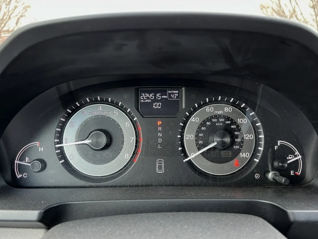 2015 Honda Odyssey - 5FNRL5H63FB049532 - Image #3