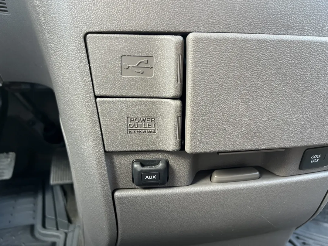 2015 Honda Odyssey - 5FNRL5H63FB049532 - Image #31