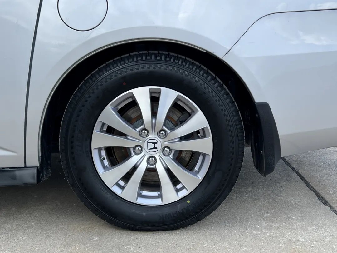 2015 Honda Odyssey - 5FNRL5H63FB049532 - Image #40